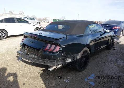 2020 Ford Mustang Ecoboost Premium z USA, uszkodzony, nr VIN 1FATP8UH2L5101495